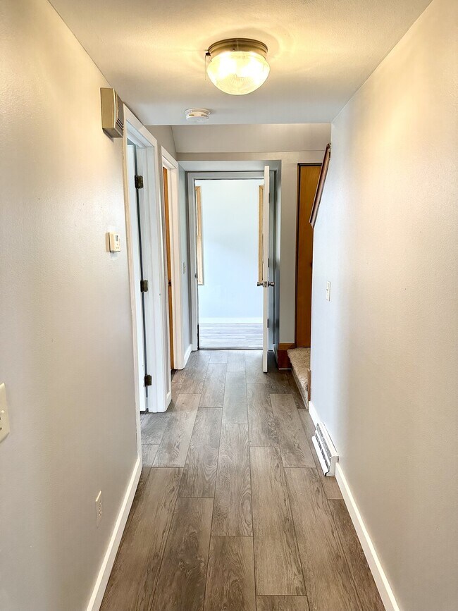 Building Photo - 2505 Dahle St.
