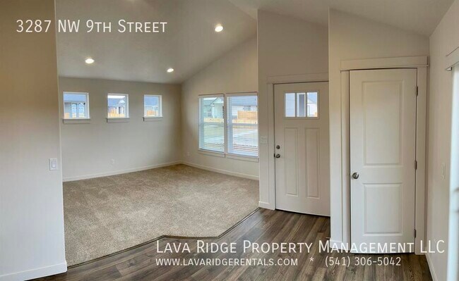 Building Photo - 3287 NW 9th St