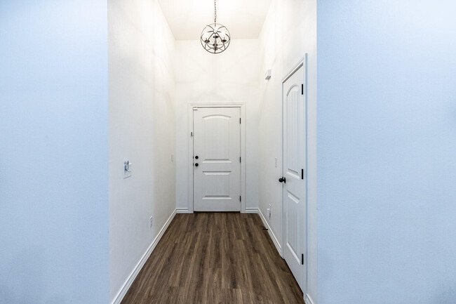 Building Photo - 1707 100th St