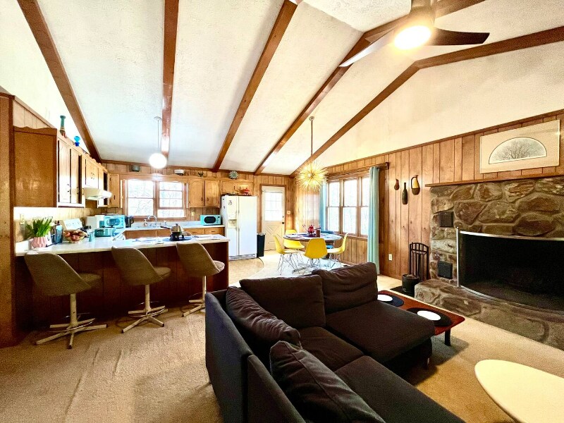 398 New Liberty Rd, Mineral Bluff, GA 30559 House Rental in Mineral