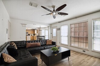 Building Photo - 25619 Oakridge Forest Ln