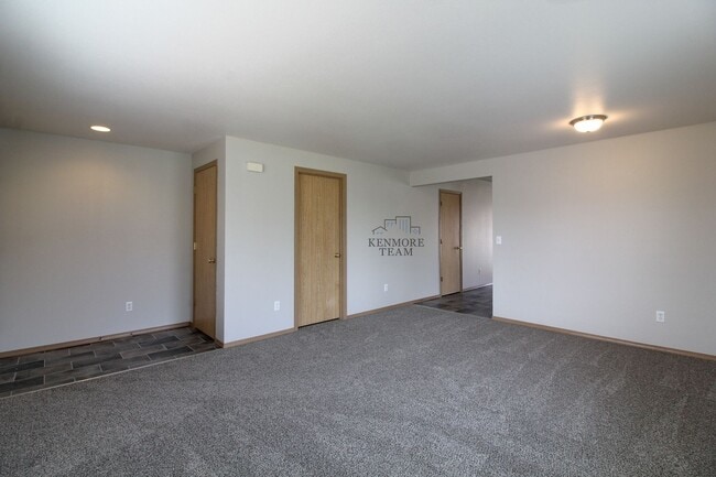 Building Photo - 3 Bedroom, 2 Bath Home in Pasco