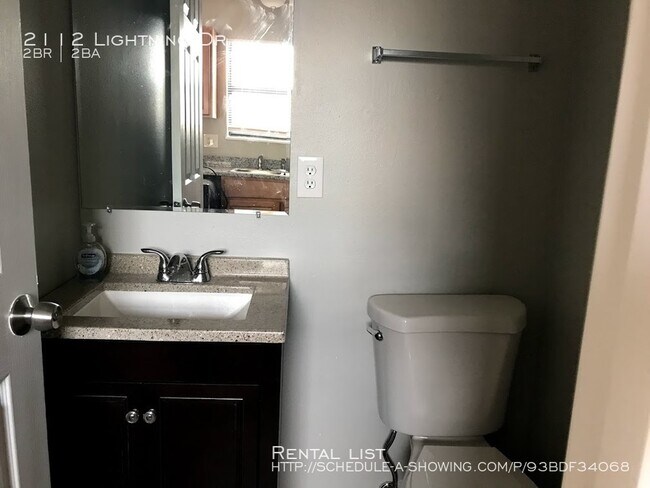 Building Photo - 2112 Lightning Dr