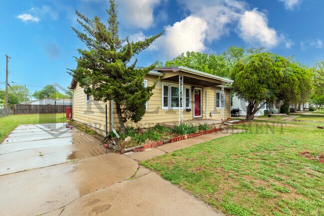 Foto del edificio - 2328 W Crawford St