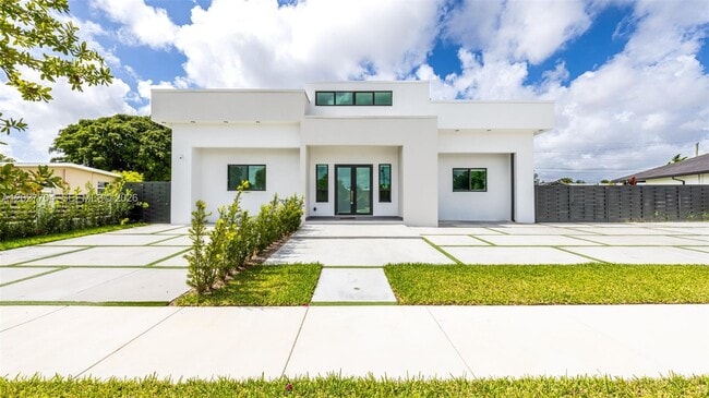 Building Photo - 11450 SW 59th Ter