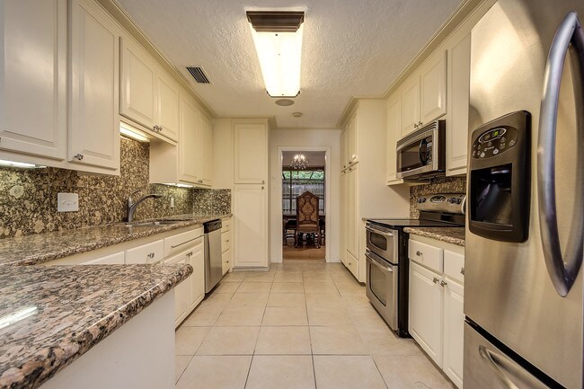 Foto del edificio - 201 Vanderpool Ln