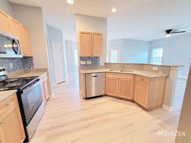 Building Photo - 8640 Orchard Loop Rd
