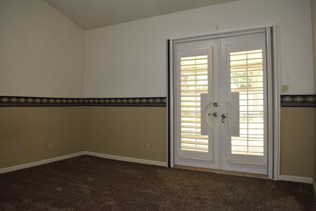 Building Photo - 1592 Steinbeck Dr