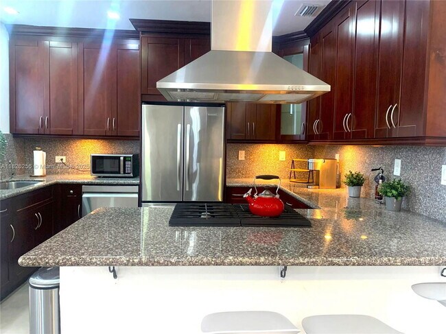 Foto del edificio - 10825 Peachtree Dr