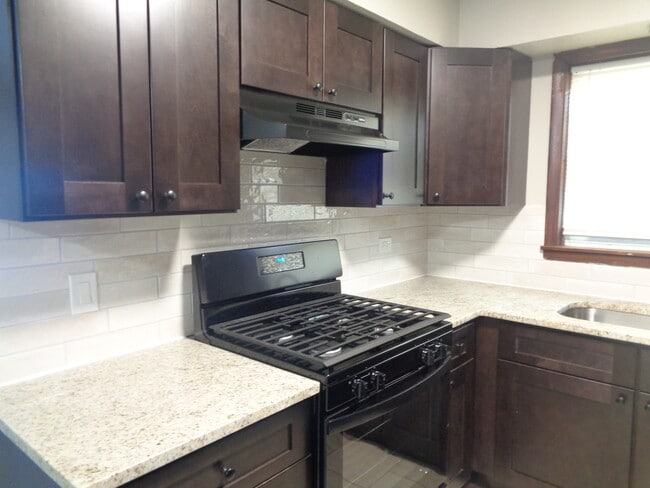 Building Photo - 8149 83rd Pl