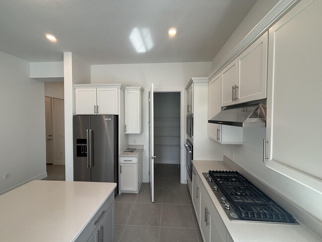 Building Photo - 12312 Frontline Ln