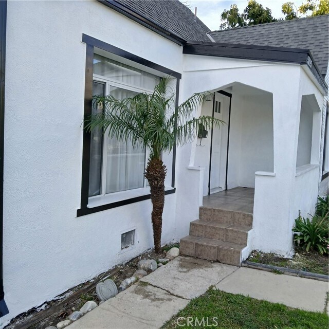 Foto del edificio - 5715 Case Ave