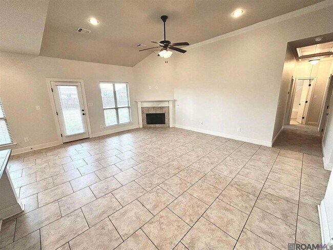 Foto del edificio - 17634 Hoods Ridge Dr