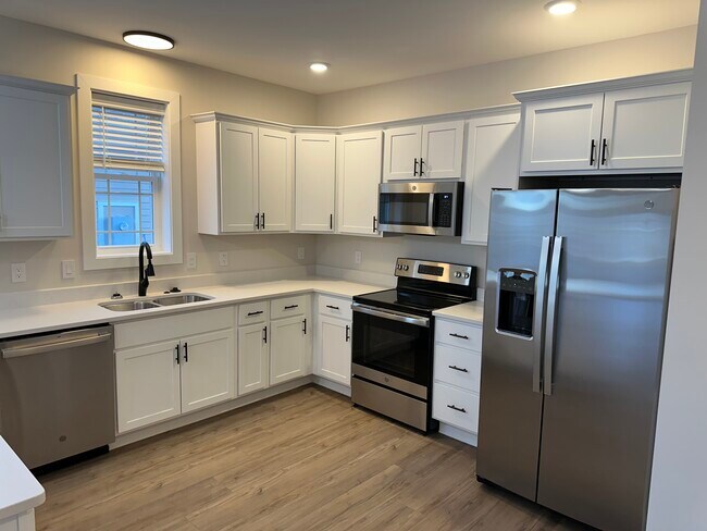 Foto del edificio - 252 Liam Ln