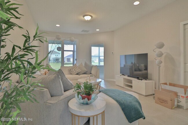 Building Photo - 784 Cherry Elm Dr