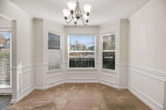 Building Photo - 6968 Foxmoor Way