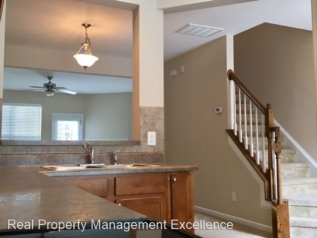 Foto del edificio - 2 br, 2.5 bath House - 2829 Corbett Grove Dr.