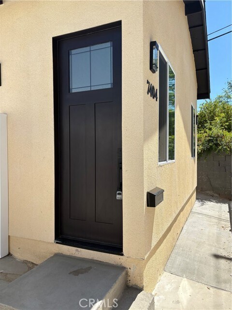 Building Photo - 7404 Hatillo Ave