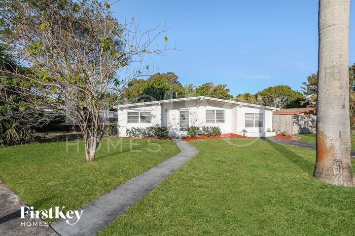 Foto principal - 1571 NE 44th St