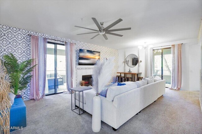 Foto del edificio - 15252 N 100th St