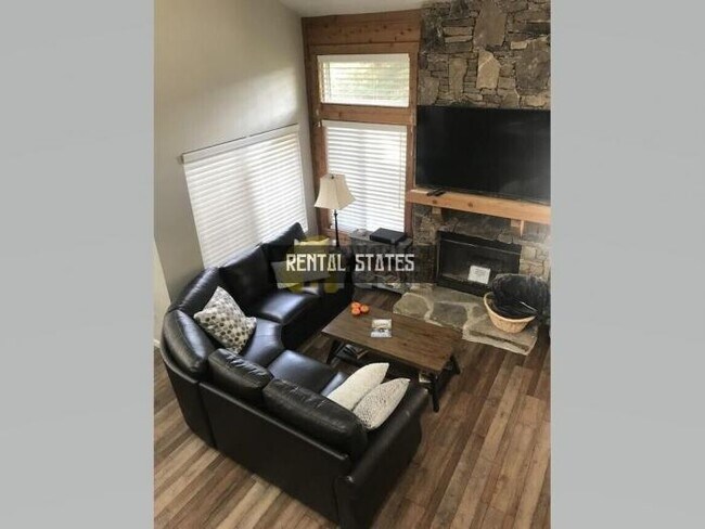 Building Photo - 3 bedroom in Champion PA 15622