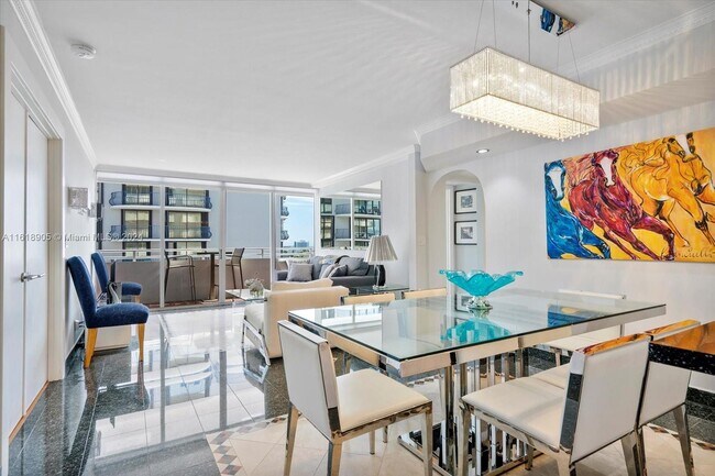 Building Photo - 8911 Collins Ave