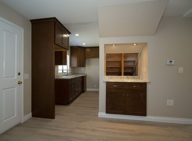 Foto del edificio - 2 Bedroom, 1 Bath with view of the Bay in ...