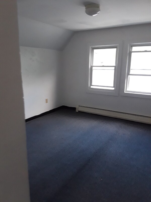 173 Chestnut St Unit 1, Oneonta, NY 13820 Room for Rent in Oneonta