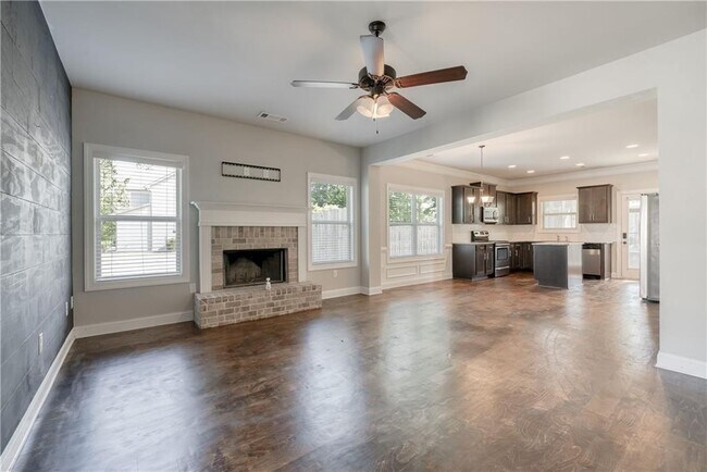 Foto del edificio - 428 Meadow Vista Ln