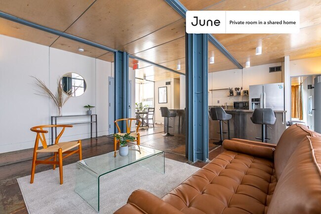 Foto del edificio - Room in Shared 6 bed/6 bath home