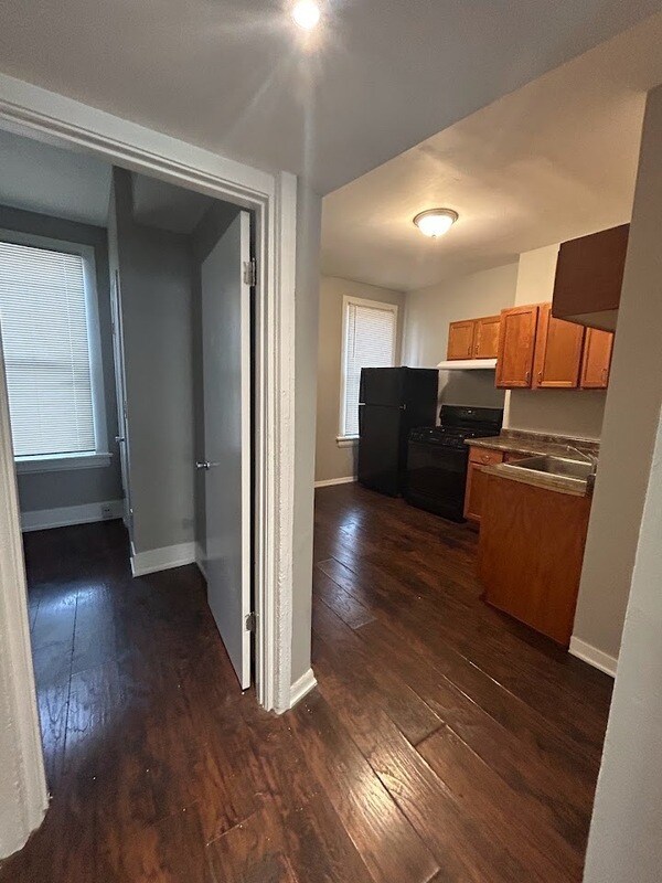 Foto del edificio - 11335 S Langley Ave