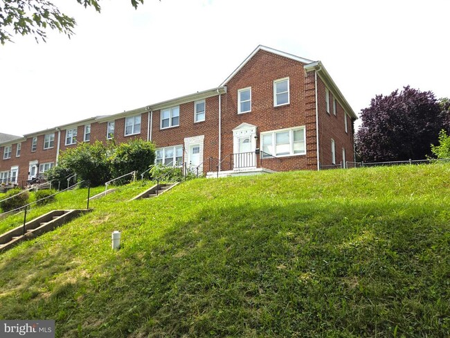 Building Photo - 1668 Kirkwood Rd