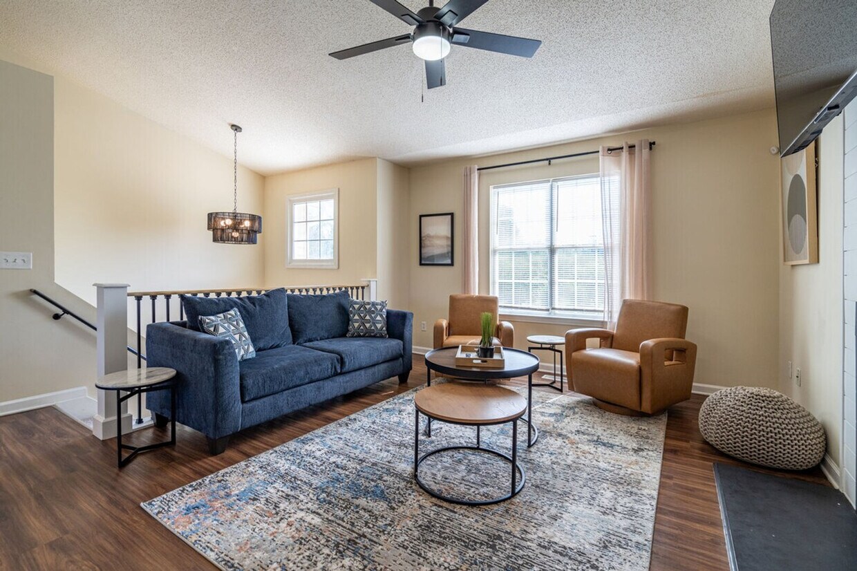 Foto principal - 62 Auburn Dr SW