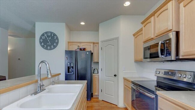 Foto del edificio - Charming 3-Bedroom, 2-Bath Home – Landscaping Included! Great location to downtown Boise