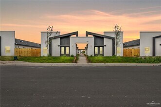 Building Photo - 11400 N 25th St