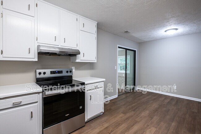 Foto del edificio - 366 Haymarket Ln