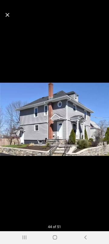 Building Photo - 183 Heather St