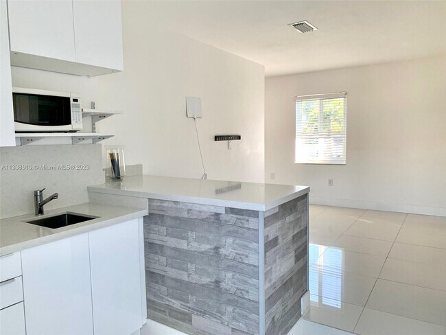 Foto del edificio - 13810 SW 71st Ln