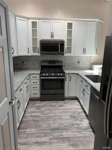 Foto del edificio - 2046 Bayonne Dr