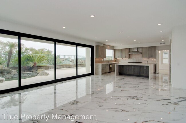 Foto del edificio - 4 br, 4.5 bath House - 28 Brownsbury Rd