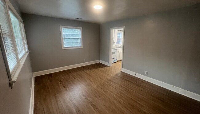 Living room - 1351 Waverly Ave