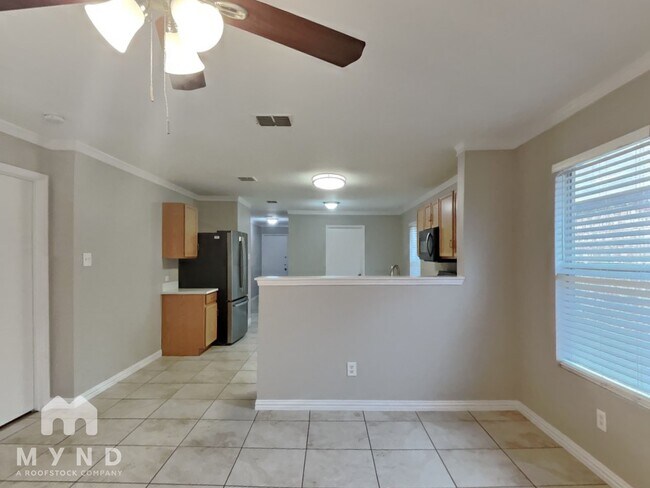 Foto del edificio - 8924 Sun Haven Way