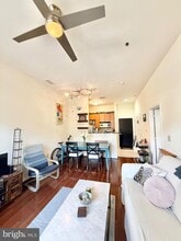Building Photo - 309 Holland Ln