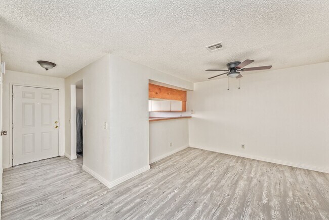 Foto del edificio - 2080 E Karen Ave