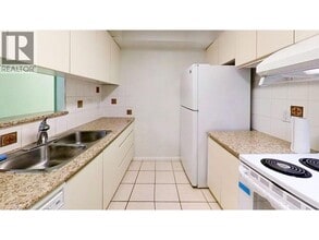 Building Photo - 2668 Ash St