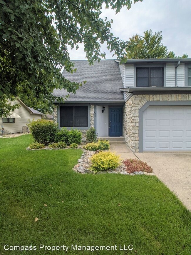 Building Photo - 2 br, 1.5 bath House - 223 E County Line Rd