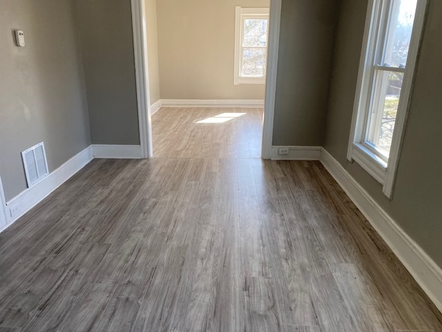 Building Photo - 7110 Lawn Ct