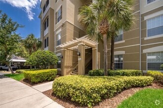 Building Photo - 3344 Robert Trent Jones Dr