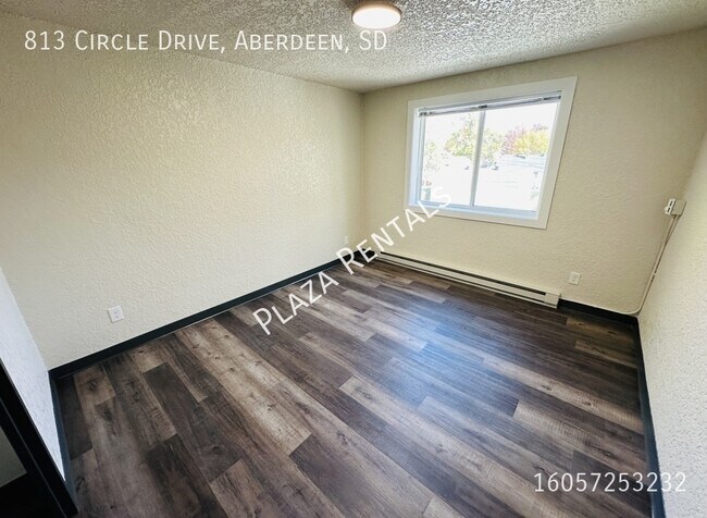 Foto del edificio - 906 S 2nd St