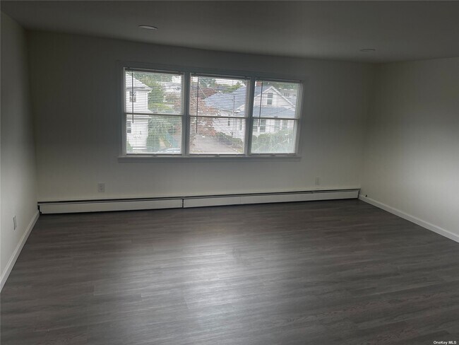 Building Photo - 38 Lenox Ave